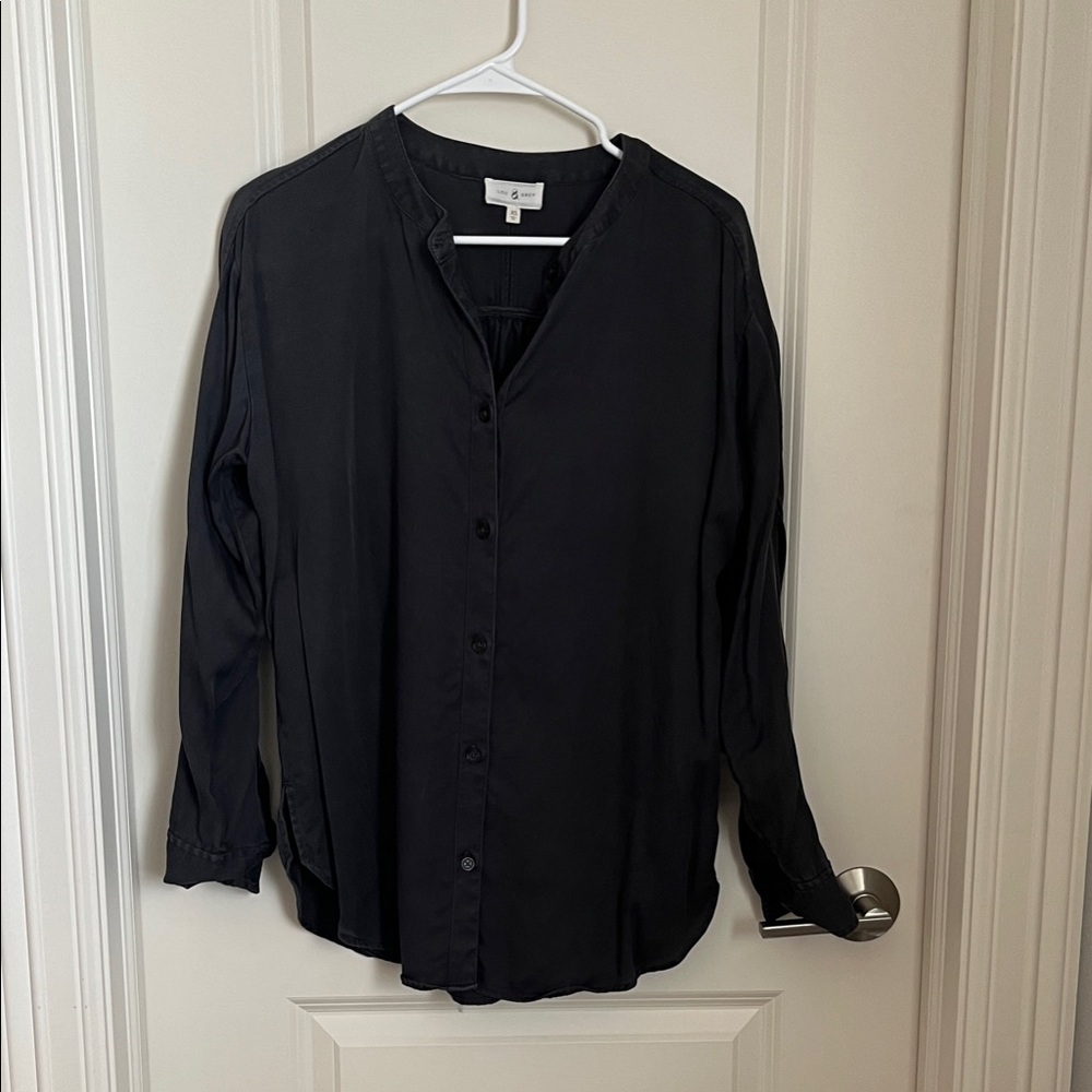 Lou & Grey Button-Down Blouse